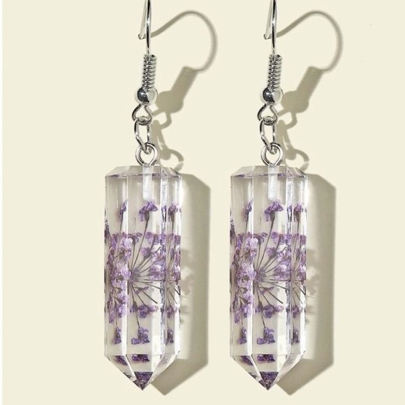 Jewelry - Woman's Flower Decor Geometric Prism Shape Dangle Drop Earrings